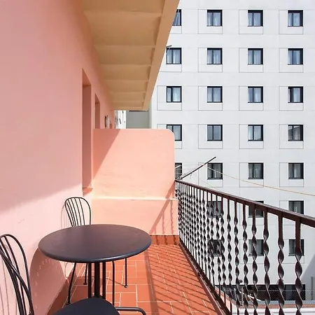 3bd Only For Families In Poblenou Next To The Beach! * 바르셀로나