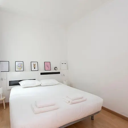 3bd Only For Families In Poblenou Next To The Beach! Barcelona