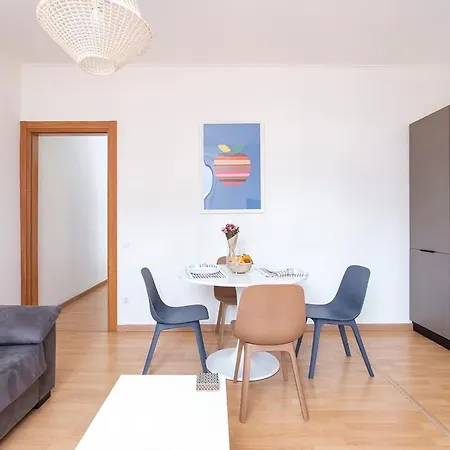 3bd Only For Families In Poblenou Next To The Beach!